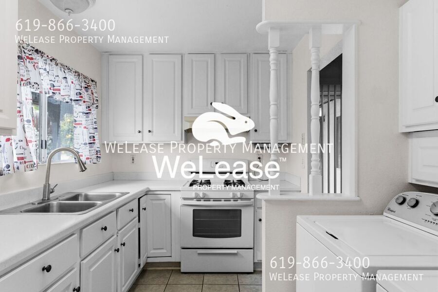 4583 Beverly Glen Dr in Oceanside, CA - Building Photo