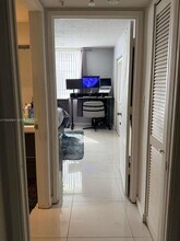 4440 NW 107th Ave in Doral, FL - Building Photo - Building Photo