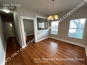 1504 Schley Ave in San Antonio, TX - Building Photo - Building Photo