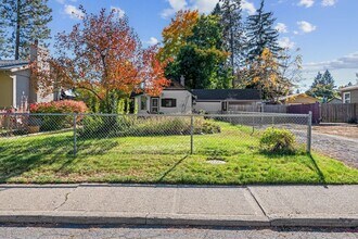 103 W 32nd Ave in Spokane, WA - Building Photo - Building Photo