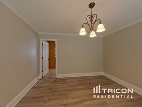 1041 Henry Terrace in Lawrenceville, GA - Building Photo - Building Photo
