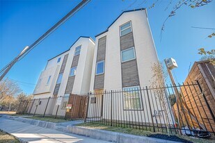 1718 Hardy St in Houston, TX - Building Photo