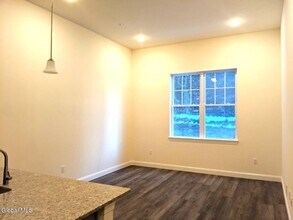 12 White St in Cohoes, NY - Building Photo - Building Photo