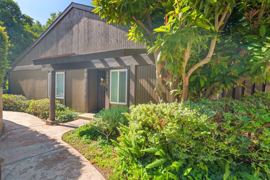 1268 Tarryglen Ln in San Dimas, CA - Building Photo