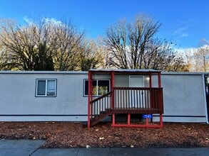 7545 S Dillard Ave in Concrete, WA - Building Photo - Building Photo