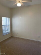 15190 Royal Windsor Ln in Ft. Myers, FL - Foto de edificio - Building Photo