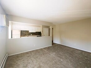 4420 S 25th St in Omaha, NE - Foto de edificio - Building Photo