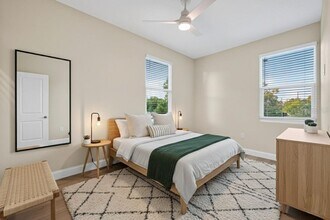 5310 Dartmouth Ave N in St. Petersburg, FL - Building Photo - Building Photo