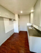2438 E 30th St in Lubbock, TX - Building Photo - Building Photo