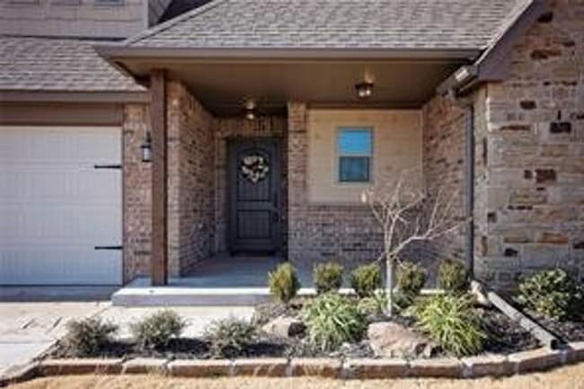 16405 Monarch Field Rd in Edmond, OK - Building Photo - Building Photo