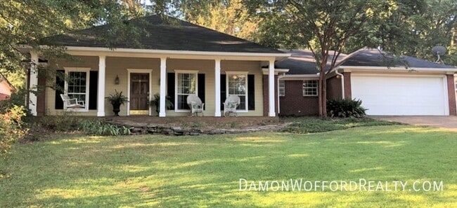property at 308 Woodrun Dr