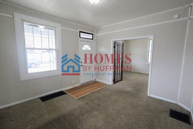 202 Herndon Dr in Evansville, IN - Foto de edificio - Building Photo