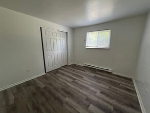 1714 Hickorydale Dr in Dayton, OH - Building Photo - Building Photo