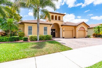 885 SW Grand Reserves Blvd in Port St. Lucie, FL - Building Photo - Building Photo