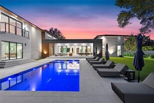 1881 NE 196th Terrace in Miami, FL - Building Photo