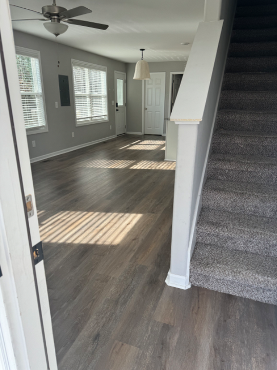 114 Valley View Cir-Unit -B in Clarksville, TN - Foto de edificio