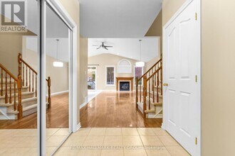 111 Woliston Crescent in Ottawa, ON - Building Photo - Building Photo