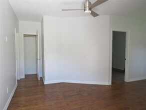 818 Thomas St in Denton, TX - Building Photo - Building Photo