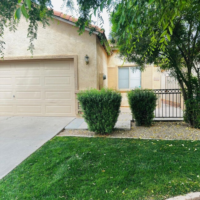 property at 949 S Racine Ln