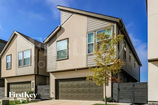 18314 W Centro Cir in Shenandoah, TX - Building Photo - Building Photo