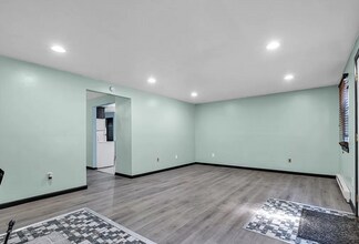 5270 Cornell Blvd in North Ridgeville, OH - Building Photo - Building Photo