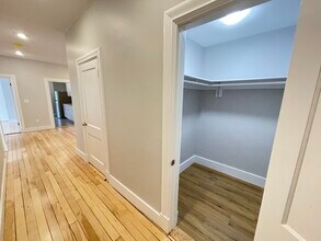 1284 Commonwealth Ave, Unit #3 in Boston, MA - Building Photo - Building Photo