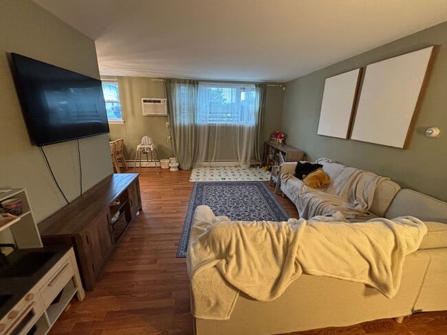 304 Regency Park Dr