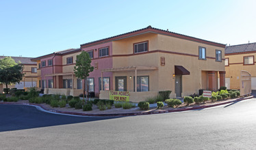 Mesa Ridge Village in Las Vegas, NV - Building Photo - Building Photo