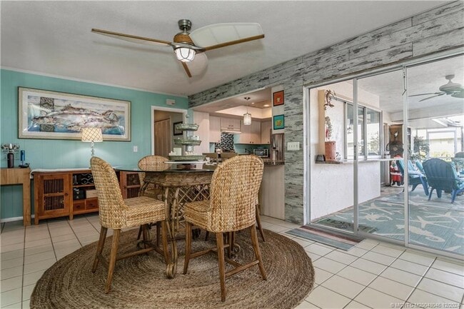 property at 512 Gunwale Ln