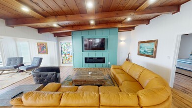 1478-1480 Seacoast Dr in Imperial Beach, CA - Building Photo - Building Photo