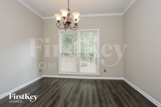 123 W Point Trail in Woodstock, GA - Foto de edificio - Building Photo