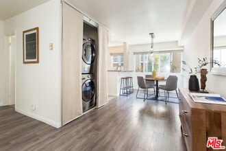8025 Redlands St, Unit 22 in Playa Del Rey, CA - Building Photo - Building Photo