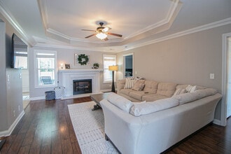 1088 Jon Dr in Clarksville, TN - Building Photo - Building Photo