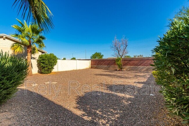 15315 W Wethersfield Rd in Surprise, AZ - Building Photo - Building Photo