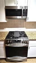 1580 Commerce Dr in Decatur, GA - Building Photo - Building Photo