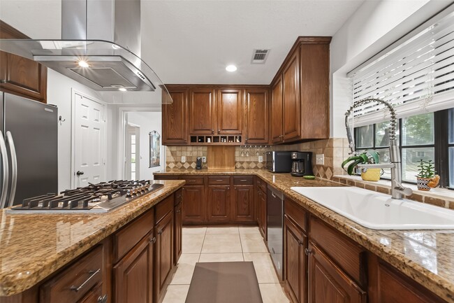 18526 Fawn Run Ln in Houston, TX - Building Photo - Building Photo