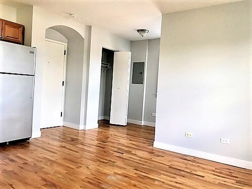 7456 N Greenview Ave-Unit -54 in Chicago, IL - Building Photo