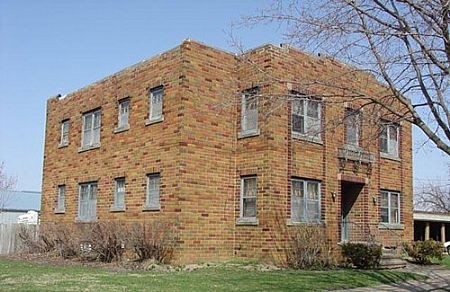 803 5th St in Boone, IA - Building Photo