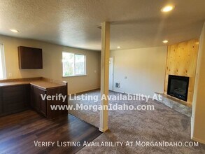 516 18th Ave N in Nampa, ID - Building Photo - Building Photo