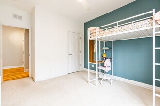 20657 Sibbald Sq in Ashburn, VA - Building Photo - Building Photo