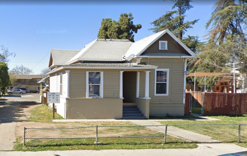 329 N Glenn Ave, Unit 335 C in Fresno, CA - Foto de edificio