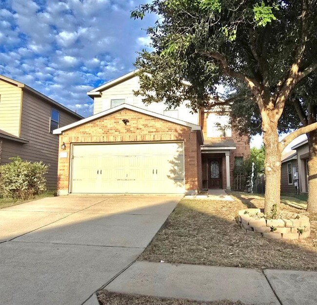 11305 Barns Trail in Austin, TX - Foto de edificio - Building Photo