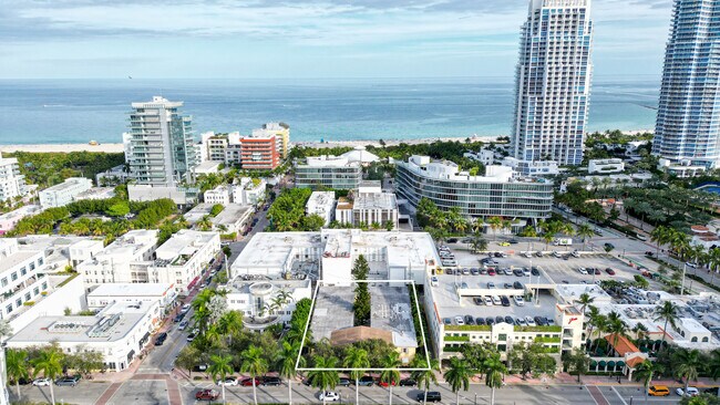 65 Washington Ave, Unit 2-03 in Miami Beach, FL - Building Photo - Building Photo