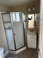 1370 Lee St in Ashland, OR - Building Photo - Building Photo