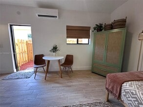 52 NW 68th St in Miami, FL - Building Photo - Building Photo