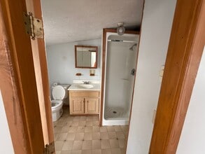 210 S 18th St in Elwood, IN - Building Photo - Building Photo