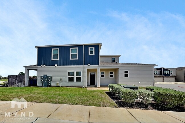 property at 1850 Settlers Glen Dr