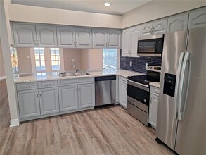 5421 Palmetto Rd in New Port Richey, FL - Building Photo - Building Photo