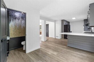 4205 Mabry Rd in Roswell, GA - Building Photo - Building Photo
