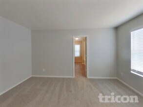 4518 Safe Hbr in San Antonio, TX - Foto de edificio - Building Photo